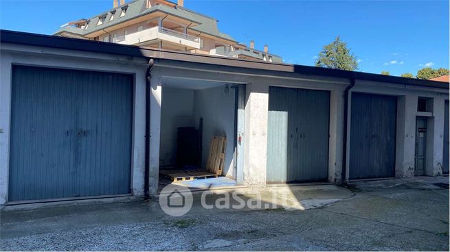 Box/posto auto in residenziale in Via del Perdono 20