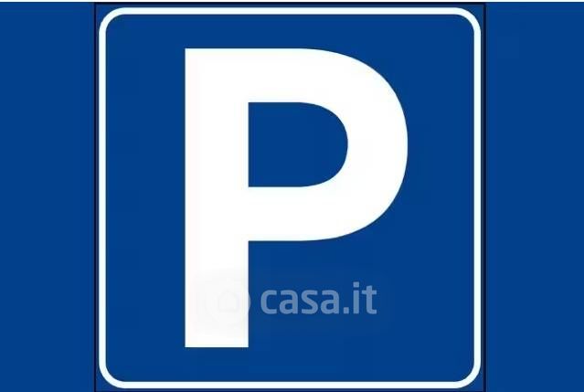 Box/posto auto in residenziale in Via Puglia 56