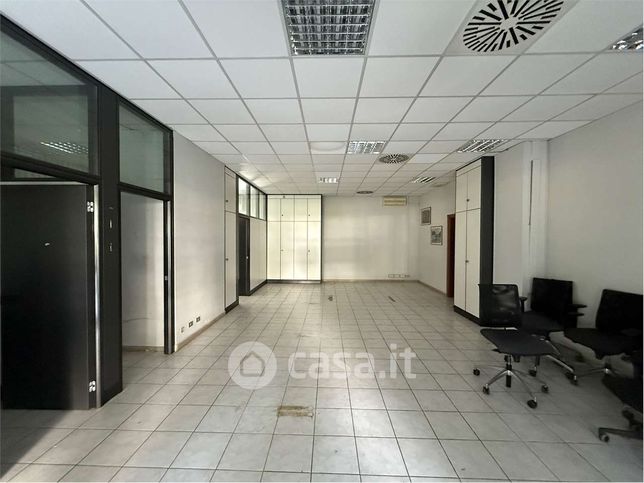Ufficio in commerciale in Via Giuseppe Mazzini