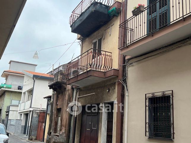 Casa indipendente in residenziale in Via Sold. Giuseppe Russo 21