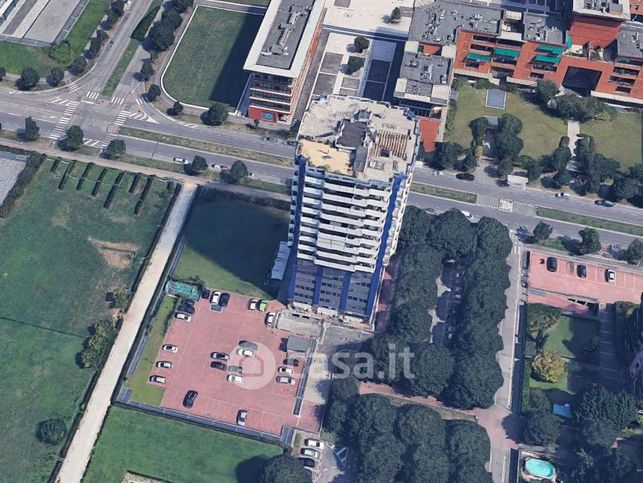 Ufficio in commerciale in 