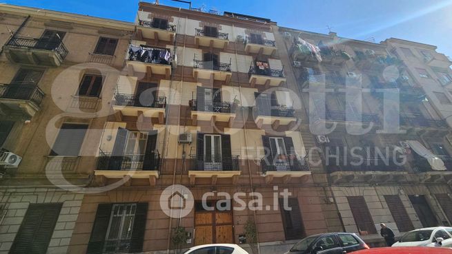 Appartamento in residenziale in Via Mariano Smiriglio 33