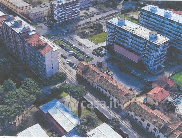 Ufficio in commerciale in Via di Novoli 5 R