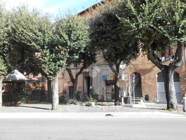 Appartamento in residenziale in Via Cavour 11