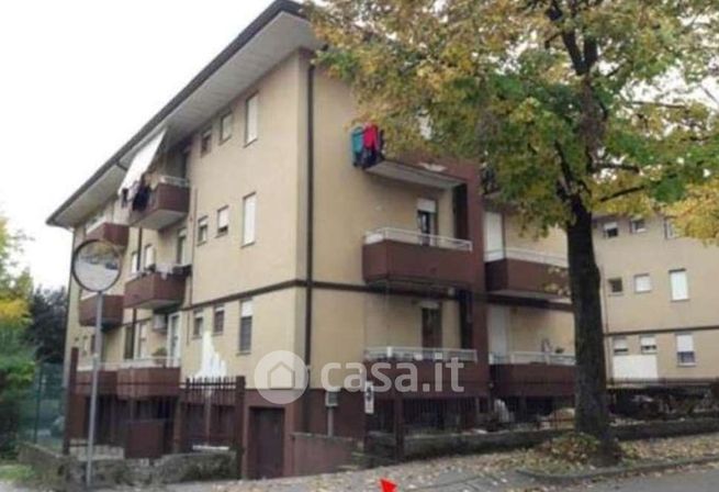 Appartamento in residenziale in Via Ulisse Dini