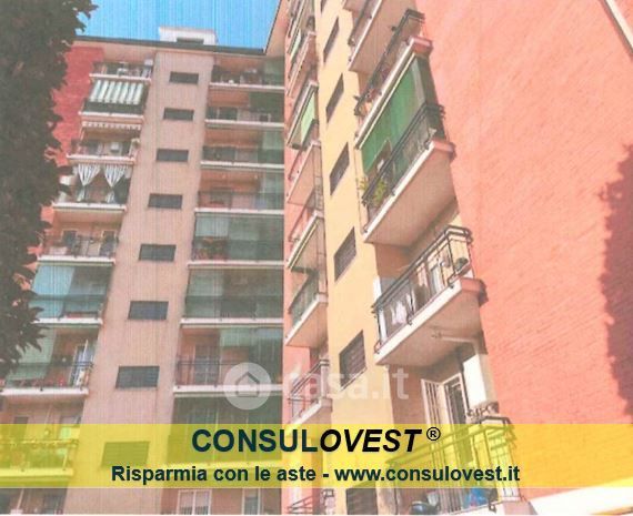 Appartamento in residenziale in Via di vittorio 52