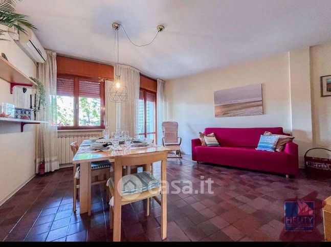 Appartamento in residenziale in Viale Maria Ceccarini