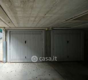 Box/posto auto in residenziale in Via Wolfgang Amadeus Mozart