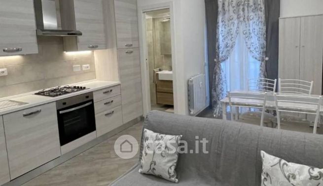 Appartamento in residenziale in Via Gaio Melisso