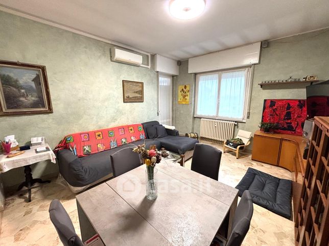 Appartamento in residenziale in Via Monte Grappa 3