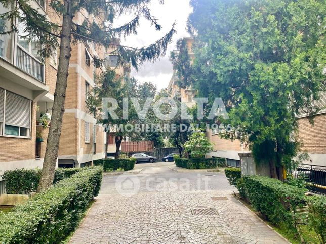 Appartamento in residenziale in Via Francesco Coletti