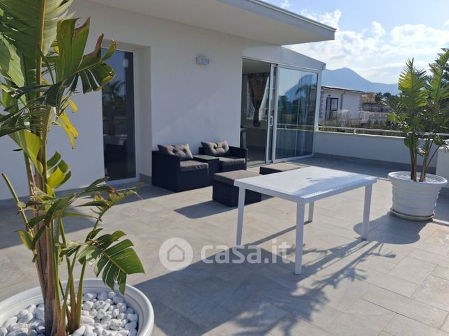 Appartamento in residenziale in LUXURY VILLA A CARINI
