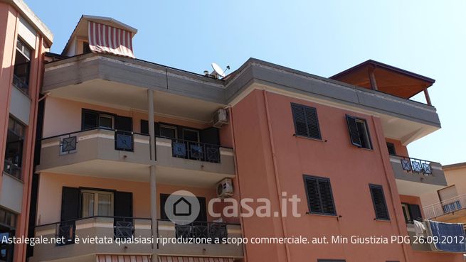 Casa indipendente in residenziale in Via Attilio Schettini 8