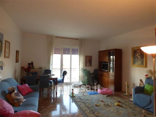 Appartamento in residenziale in Via Piave 34