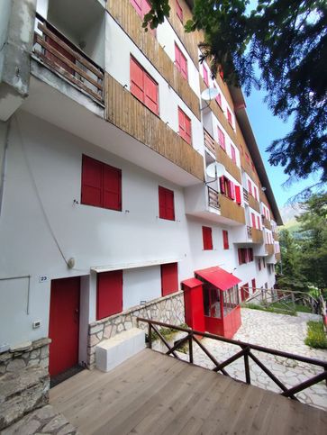 Appartamento in residenziale in Piazzale Pian de Valli 1