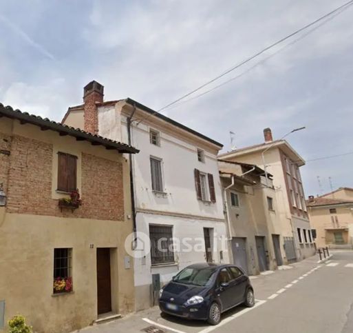 Villetta a schiera in residenziale in Via Po 10