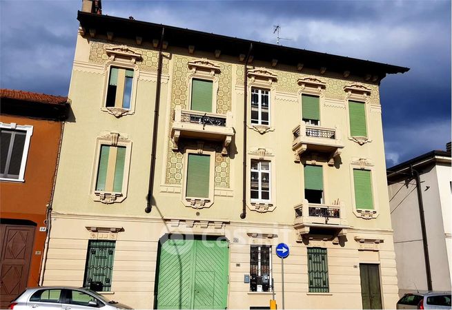 Appartamento in residenziale in Via Vincenzo Bellini 32