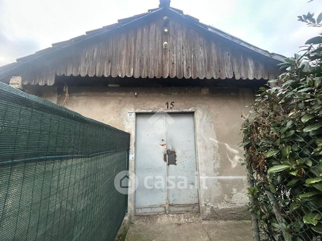 Capannone in commerciale in Viale Italia 612