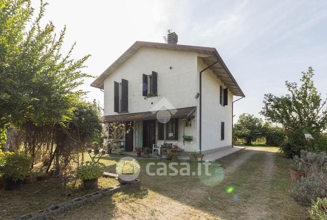 Casa indipendente in residenziale in Stradello Fortunata 5