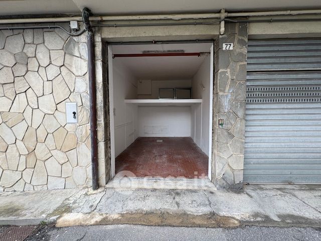 Box/posto auto in residenziale in Via Stefano Tubino