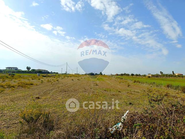 Terreno agricolo in commerciale in Via delle Rose