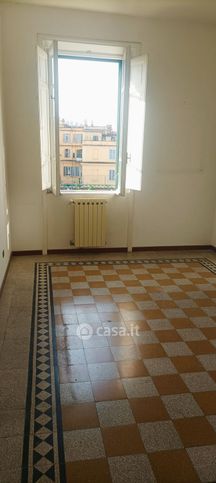 Ufficio in commerciale in Via Ovidio