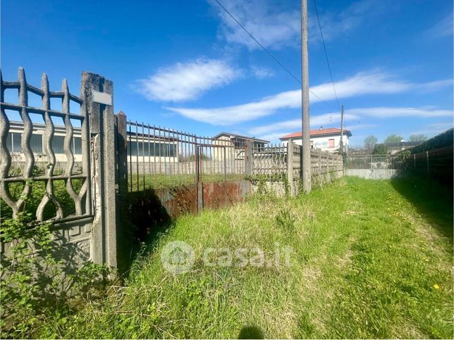 Terreno agricolo in commerciale in Via Giovanni Pascoli