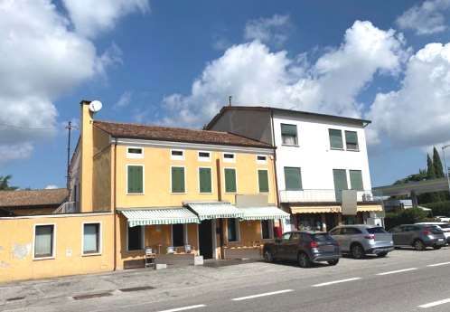 Appartamento in residenziale in Via Provinciale