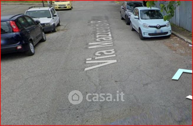 Garage/posto auto in residenziale in Via Mazzeo di Ricco 30 -52