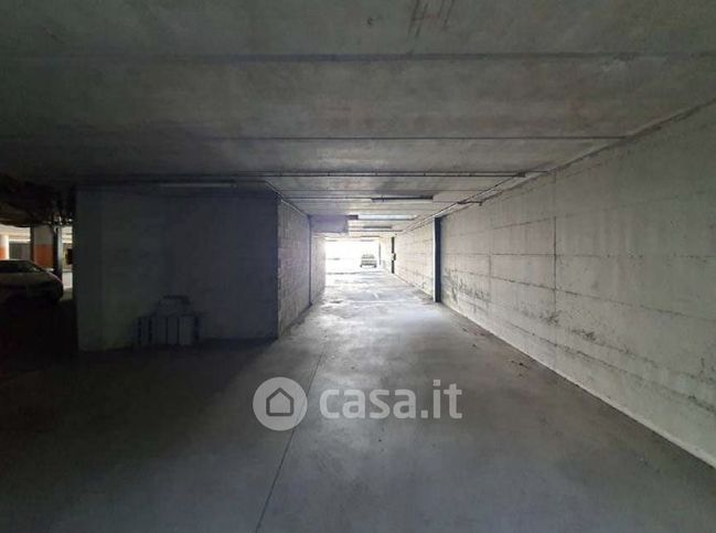 Garage/posto auto in residenziale in Strada Provinciale 153 153