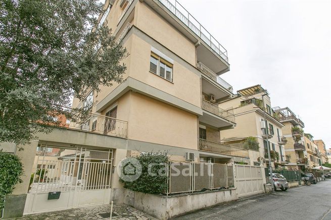 Appartamento in residenziale in Via dei Prati della Farnesina