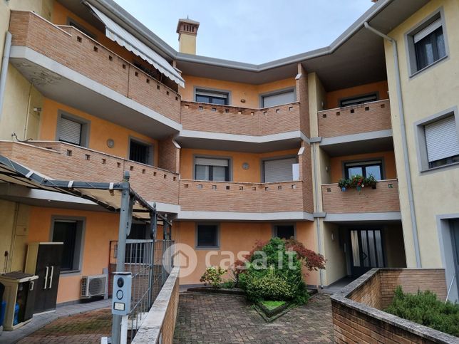 Appartamento in residenziale in Via Latisana 13