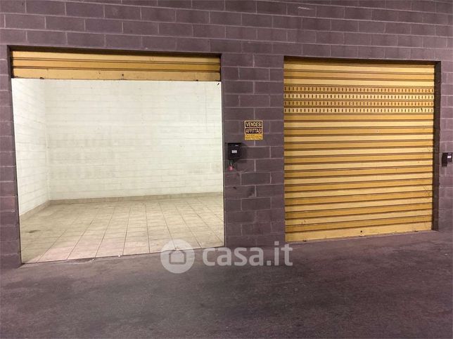 Box/posto auto in residenziale in Regione Bagnoli