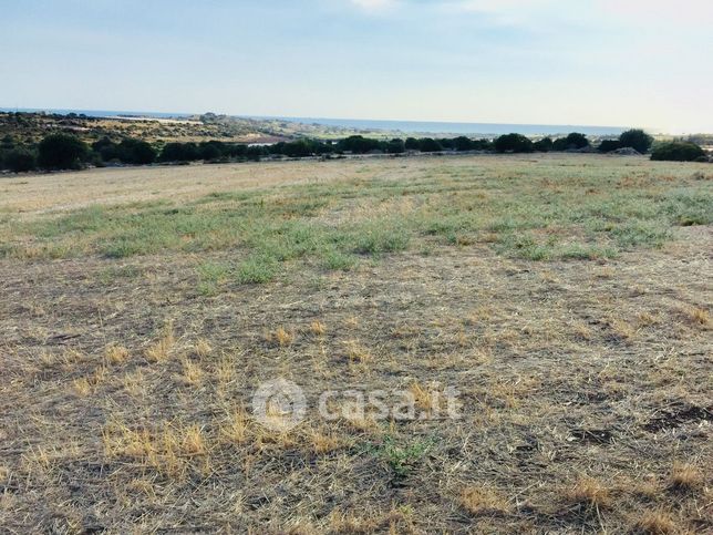 Terreno agricolo in commerciale in