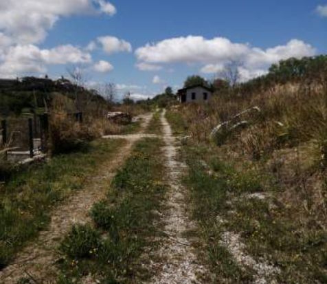 Terreno edificabile in residenziale in Strada Provinciale 10