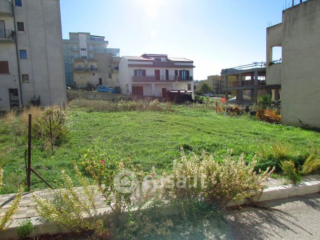 Terreno edificabile in residenziale in Via Carlo Gemmellaro 9201