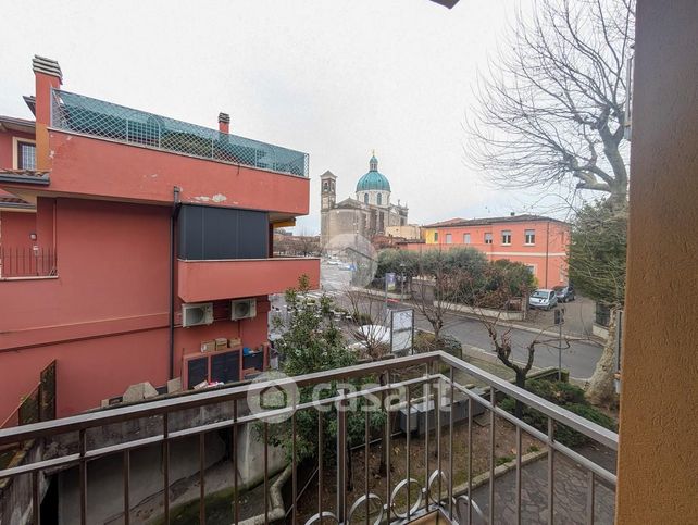 Ufficio in commerciale in Via Cesare Battisti 60