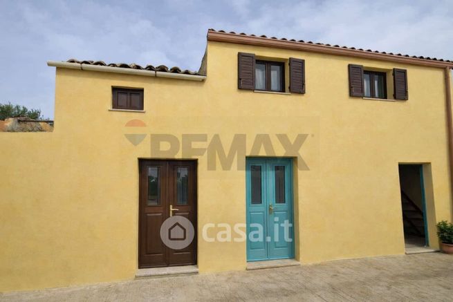 Casa indipendente in residenziale in Via dello Zaffiro