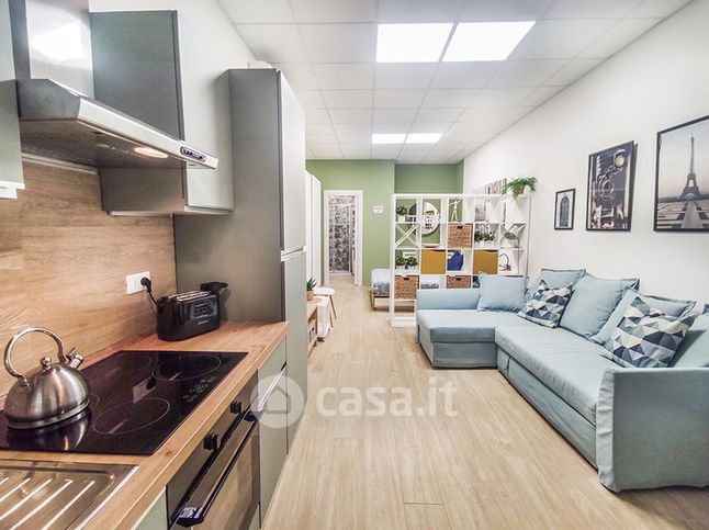 Appartamento in residenziale in Via Romagna 14