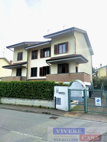 Villa in residenziale in Via Privata Michelangelo