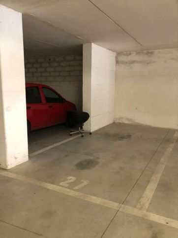 Garage/posto auto in residenziale in Via Baldassarre Peruzzi