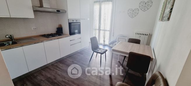 Appartamento in residenziale in Viale Regina Margherita