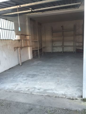 Garage/posto auto in residenziale in Via Torino 5