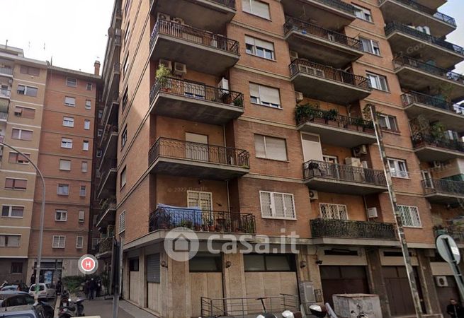 Appartamento in residenziale in Via Giuseppe Veronese 57