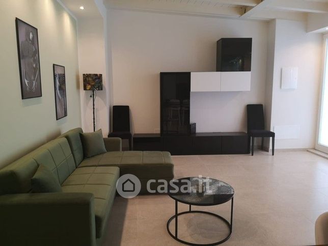 Appartamento in residenziale in Via Oberdan