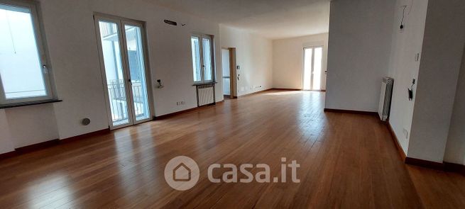 Appartamento in residenziale in Viale Tancredi Galimberti