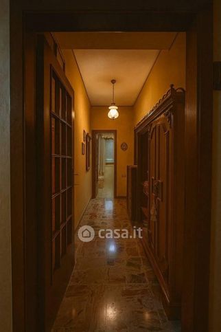 Attico/mansarda in residenziale in Via Ugo Foscolo 18