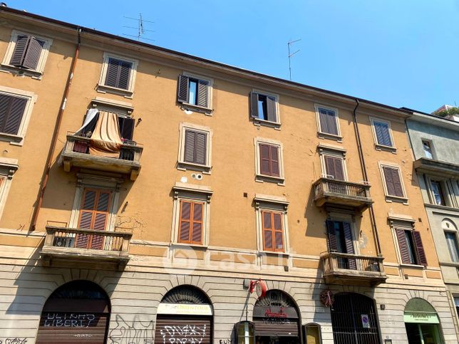 Appartamento in residenziale in Via Federico Confalonieri 21