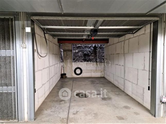 Box/posto auto in residenziale in Piazza Fra' Girolamo Savonarola