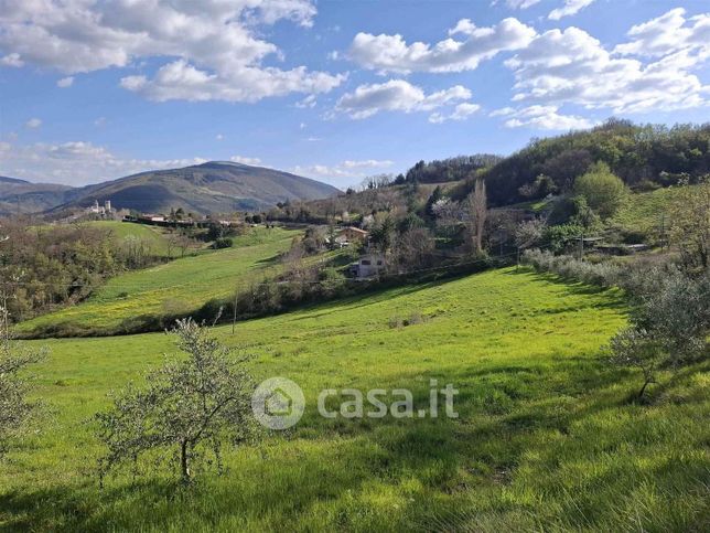 Rustico/casale in residenziale in Vocabolo Largnano 5
